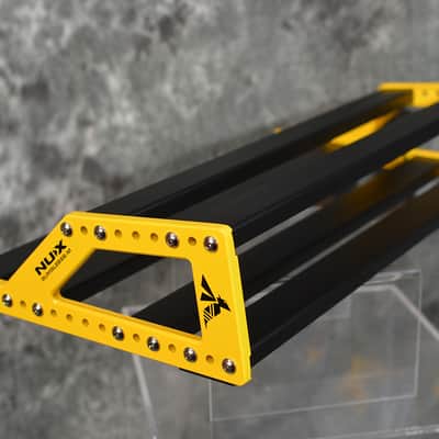 NuX Bumblebee Medium Dual Tier Aluminum Pedalboard w Deluxe Carry Bag & FAST n Free Shipping image 2