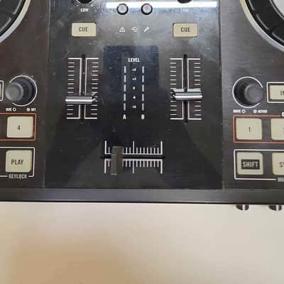 Native Instruments Traktor Kontrol S2 2010s - Black image 3