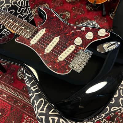 Fender MIJ Hybrid II Stratocaster with Rosewood Fretboard - Black image 1