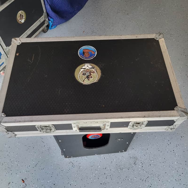 NGM TOURING PEDAL BOARD, TWO TIER W/STORAGE COMPARTMENT 1999 - HEAVY DUTY ROAD CASE image 1