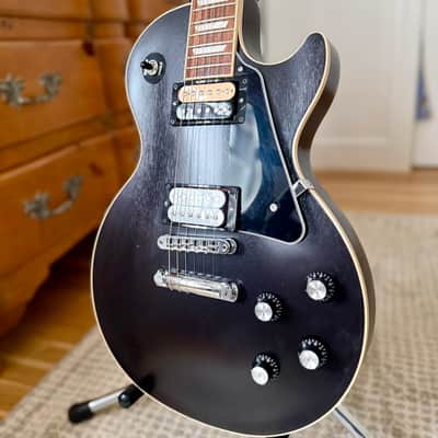Gibson Les Paul Traditional Pro V Satin Mahogany Top 2020 - Satin Ebony image 3