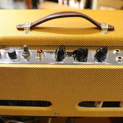Fender '57 Deluxe Amp Reissue 12-Watt 1x12" Guitar Combo 2007 - 2011 - Lacquered Tweed image 4