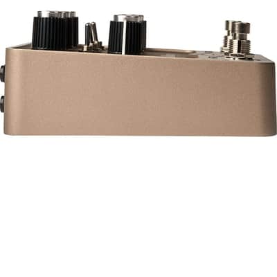 Universal Audio Golden Reverberator | Stereo Reverb Pedal. New with Full Warranty! image 3