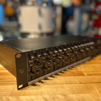 Kawai MX-8BR Eight-channel keyboard mixer image 3