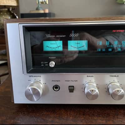 Sansui 5050 - Silver with wood siding image 2