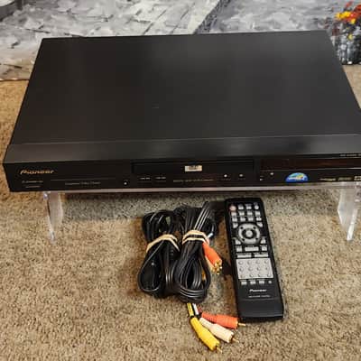 Pioneer Pioneer DV-440  single-disc DVD and CD player 2001 - Black imagen 8
