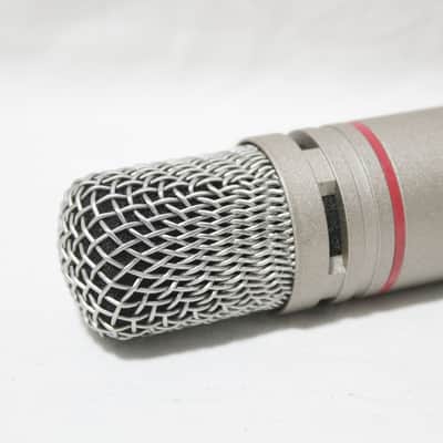 AKG C1000S condenser microphone XLR image 3