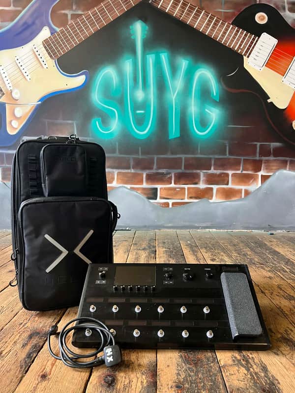 Line 6 Helix Floor Guitar Multi Effects Processor & Line 6 Helix Backpack image 1