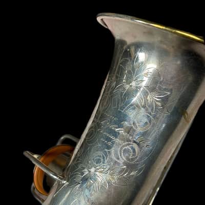 ELKHART 1920's Alto Saxophone , Frank Holton ,Vintage Made in U.S.A. w/ Case image 4