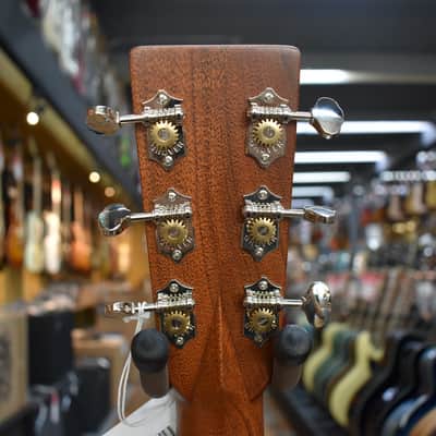 Martin D-28 Standard Series Spruce/East Indian Rosewood Dreadnought Acoustic w/Hard Case image 8