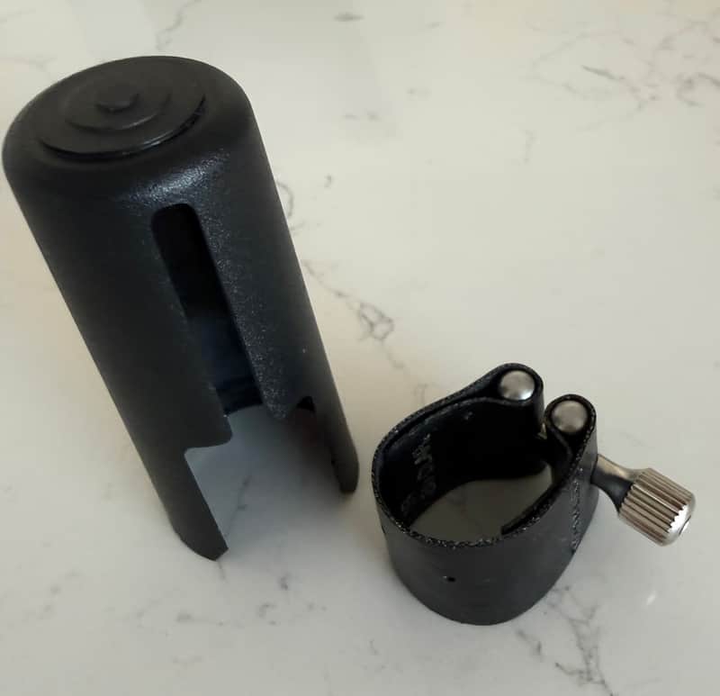 Rovner 1R Bb Clarinet Inverted Ligature and Mouthpiece Cap - Black Learher, Metal, black plastic image 1