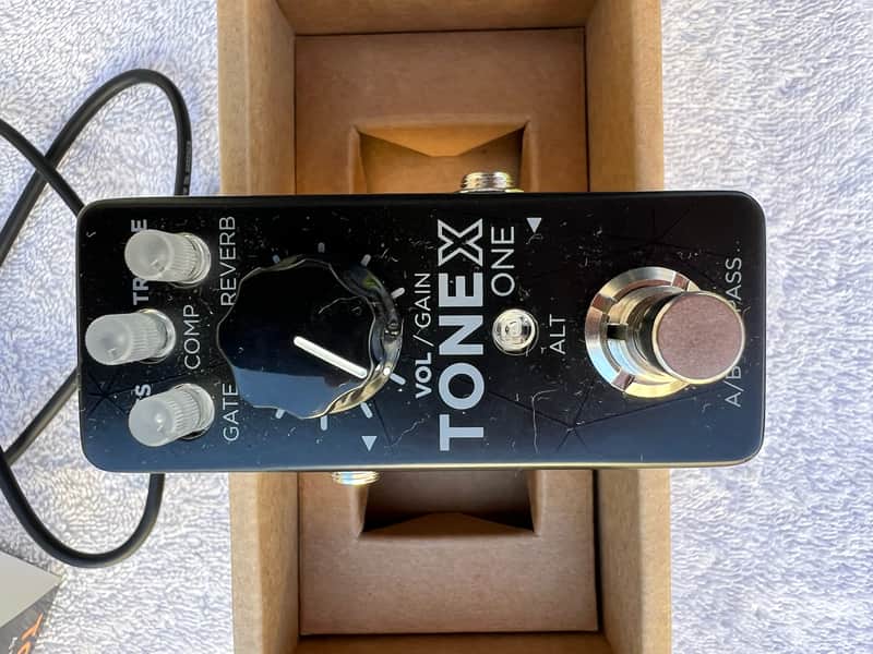 IK Multimedia ToneX One