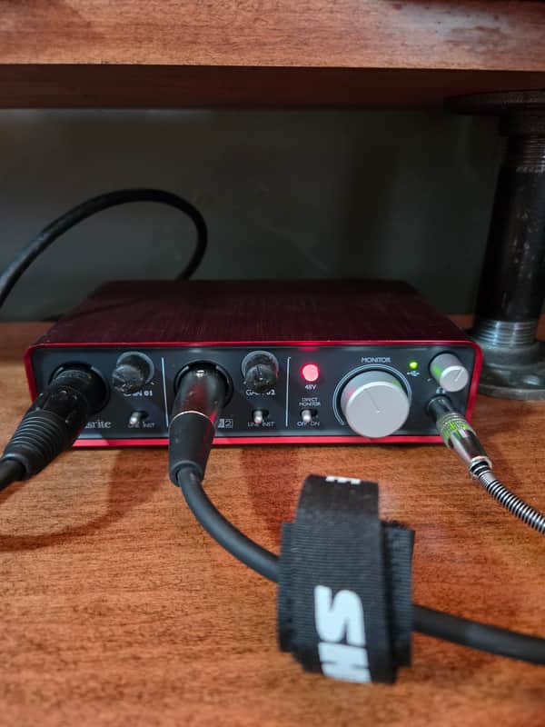 Focusrite Scarlett 2i2 (1st gen) image 1