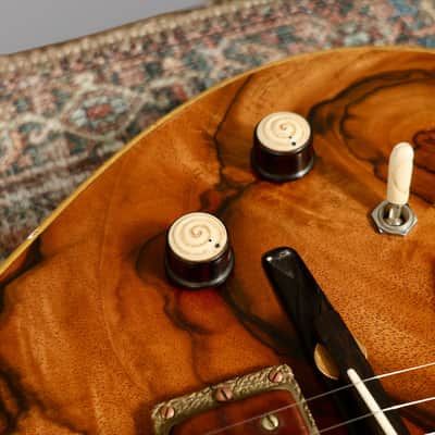 Jesselli 14" Walnut and Gold Leaf Hollow Body Circa 1988 - Natural. image 9
