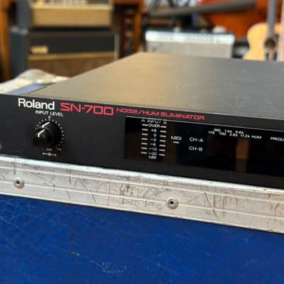 Roland SN-700 Noise/Hum Eliminator image 2