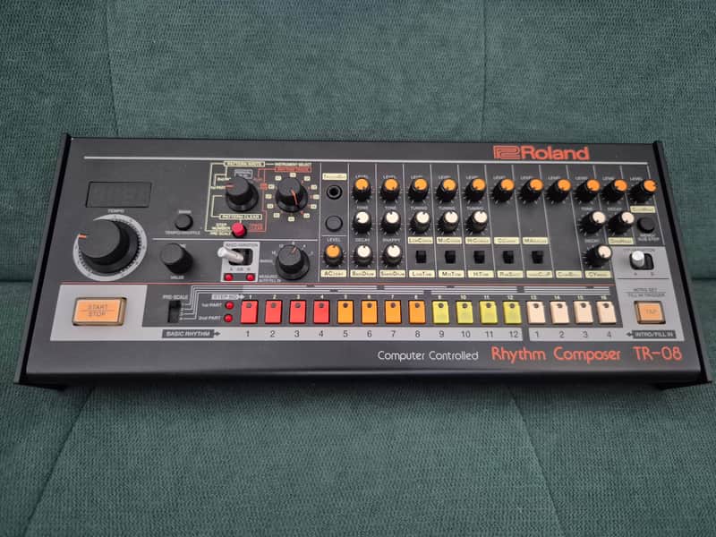 Roland Boutique Series TR-08 Analog Modeling Drum Machine