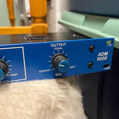 DeltaLab Effectron ADM 1020 Digital Delay 1980s - Blue image 4