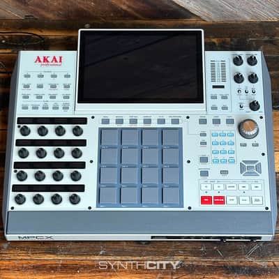Akai MPC X Special Edition Standalone Sampler / Sequencer 2023 - Present - Grey image 2