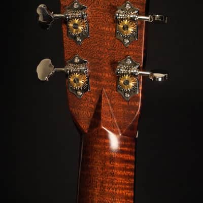Martin Custom Shop OOO-28 Madagascar Rosewood / Adirondack 2022 - Natural image 5