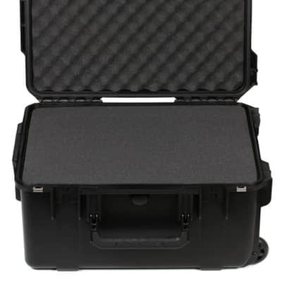 SKB 3i-2015-10BC iSeries 2015-10 Rolling Waterproof Case with Cubed Foam image 2