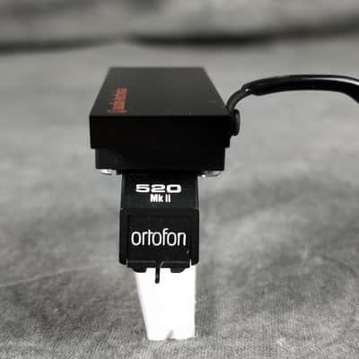 Ortofon 520 MK II MC Cartridge w/ Headshell In Excellent Condition image 1