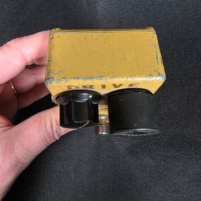 MXR MX-104 Block Distortion + 1975 - 1984 - Yellow image 5