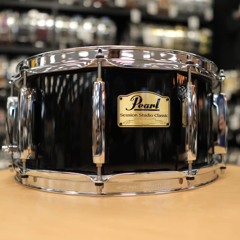 Pearl Pearl Session Studio Classic 6.5x14" Snare Drum (Piano Black)