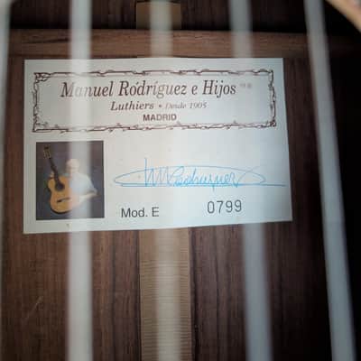 Manuel Rodríguez e Hijos Model E Classical Guitar Late 90s or early 2000s - Gloss image 3