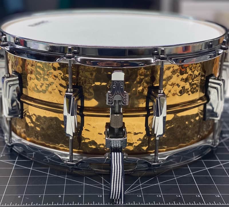 Ludwig LB552K Hammered Bronze 6.5x14" 10-Lug Snare Drum 1985 - 2020 - Clear-Lacquered Bronze image 1
