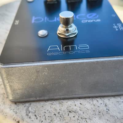 Alma Electronics Pedals Blue Ice Chorus mn3007 image 7