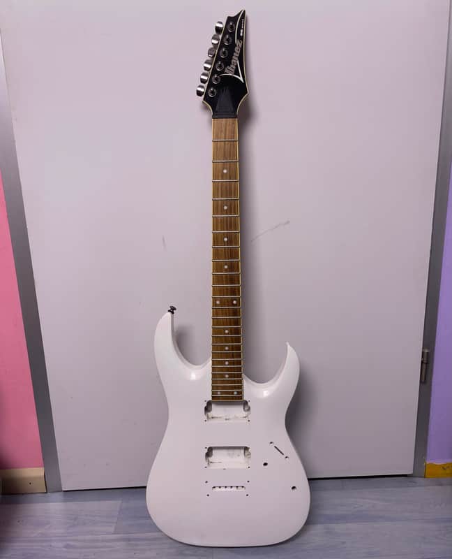 Ibanez RGA32 2010 - 2013 - White PROJECT GUITAR AS-IS image 1