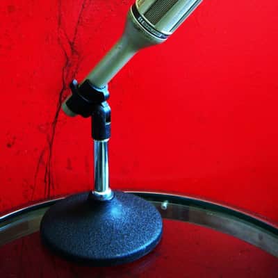 Vintage 1980's Shure SM59 dynamic cardioid microphone USA w mic clip Low Z SM58 SM54 SM53 image 1