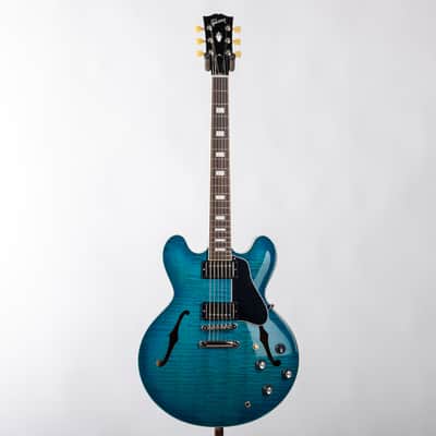 Gibson ES-335 Figured, Ocean Water Perimeter | Demo image 4