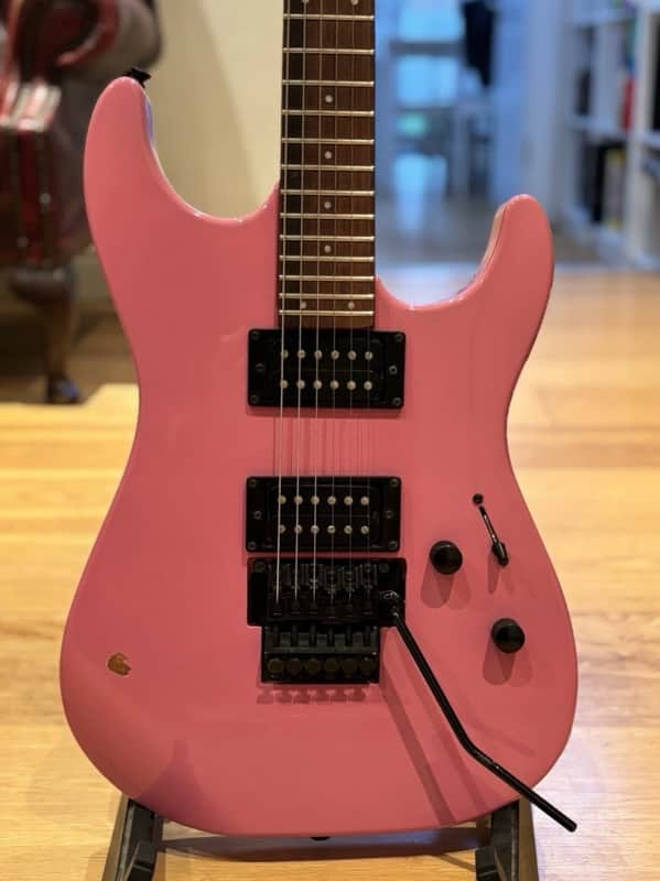 Squier by Fender Showmaster 2002 - Pink image 1