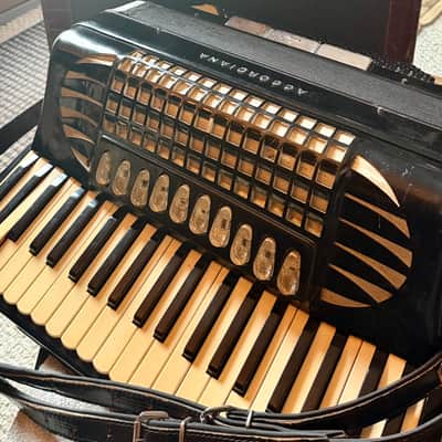 Vintage Excelsior Accordiana Professional Model 911 Piano Accordion w/ Original Case image 1