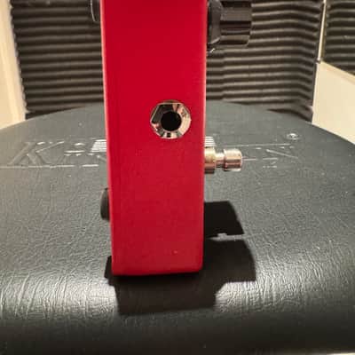 MXR M102 Dyna Comp 1995 - Present - Red image 4