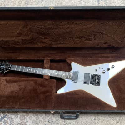 1988-89 Carvin V220 Guitar, Pearl White, OHSC, Kahler, EMG, Vintage 80s-90s image 1