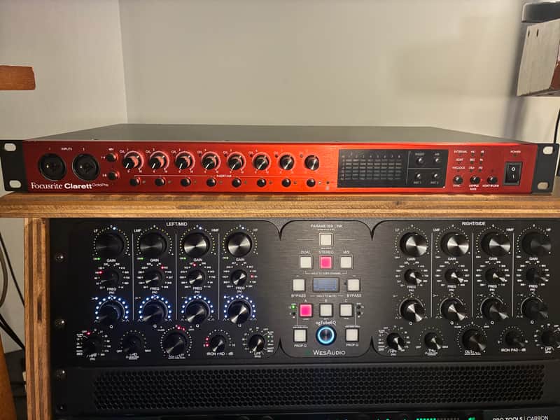 Focusrite Clarett OctoPre 8-Channel Mic Preamp with ADAT I/O 2017 - Present - Red image 1