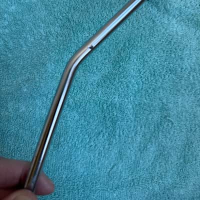 Ludwig One Knurled Gull Wing Left Side Bass drum spur leg 9.5mm - 9”Long 60s - Chrome image 4
