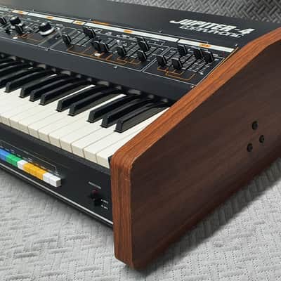 Roland Jupiter 4 ✅MIDI upgrade optional ✅ Legendary early Compunicator Synth ✅ Raw & Screaming 70s Analog Power ✅ Fully Checked & Cleaned ✅ Iconic Thick Chorus Engine ✅ Worldwide Shipping - Roland Jupiter 4 image 11