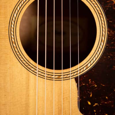 Taylor Academy 10e Dreadnought Acoustic/Electric Guitar with Gig Bag image 11