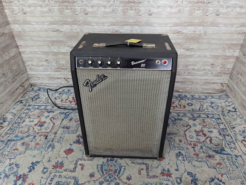 Fender Bassman 20 18-Watt 1x15