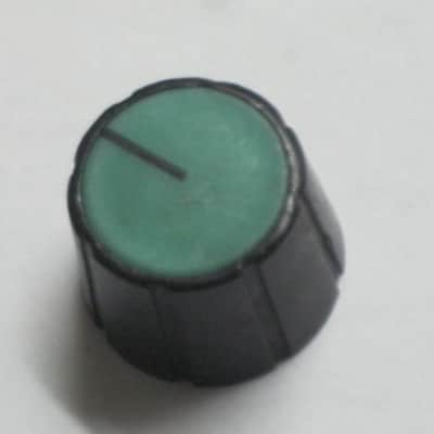 ONE lightly used genuine DOD Green & Black knob for 545-A Wah Filter or 565 Stereo Chorus (Performer Series) NO pedal - NO other items, 1980s, hard plastic, Green TOP, Black SIDES, Black Top EDGE, Black Position LINE image 2