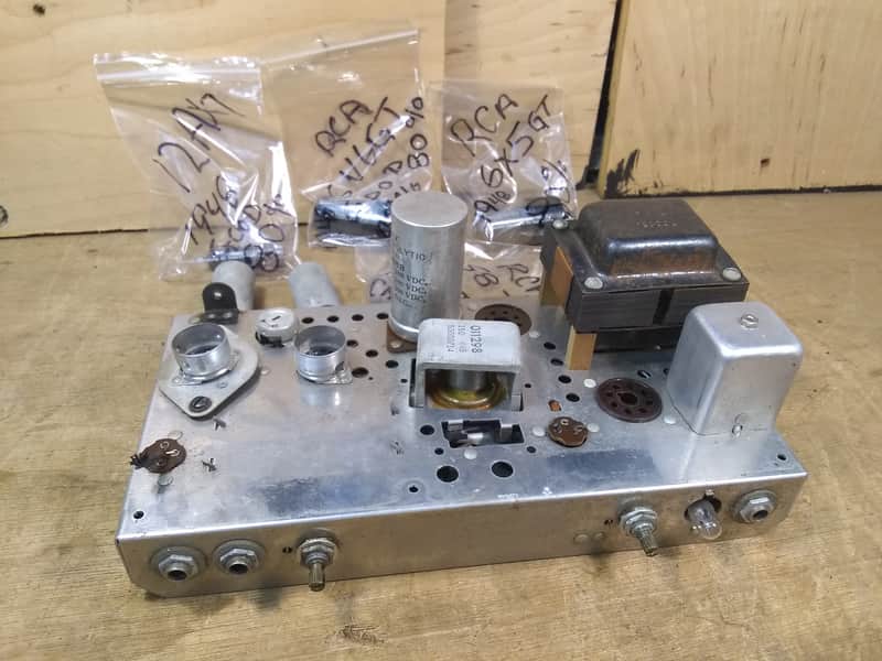 Silvertone 3070 R2R Power Amp Section w/ tubes and speaker 1954 image 1
