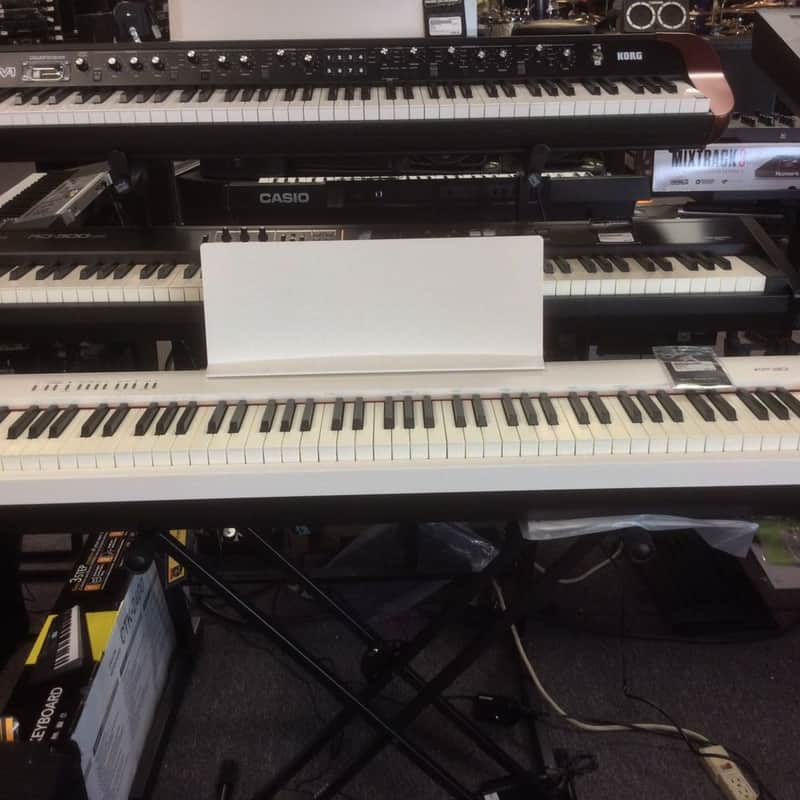 Roland FP-30 88-Key Digital Portable Piano image 2