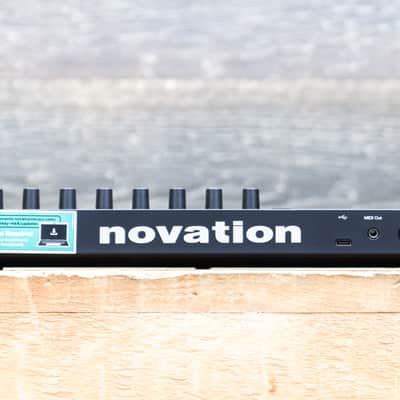 Novation Launchkey Mini 25 Mk4 Creative 25 Synth-Action Mini-Key MIDI Controller image 6