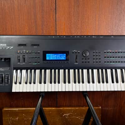 YAMAHA SY77 Music Synthesizer w/ case New battery, Display USB Emulator installed