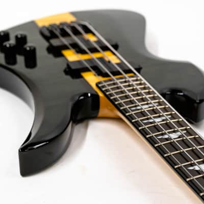 BC Rich Heritage Classic Mockingbird Bass with Gigbag - Quilted Black / Natural image 8