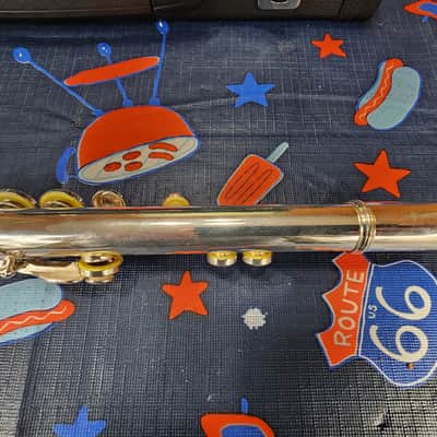 Yamaha YFL 262 OPEN HOLE FLUTE MINT image 8