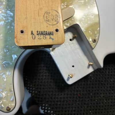Fender Telecaster with Maple Fretboard 1977 - 1979 - White image 13